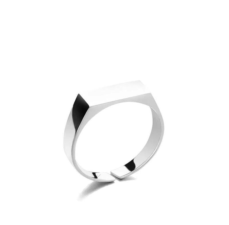 Signet Ring (White Gold)